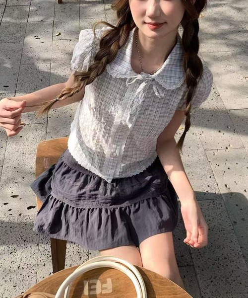 Achic(アシック)の「チェック柄ショットスリーブブラウス(Tシャツ/カットソー・レディース・ホワイト/ネイビー・M)」の3枚目の写真