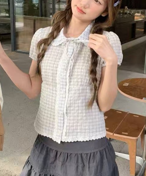 Achic(アシック)の「チェック柄ショットスリーブブラウス(Tシャツ/カットソー・レディース・ホワイト/ネイビー・M)」の8枚目の写真