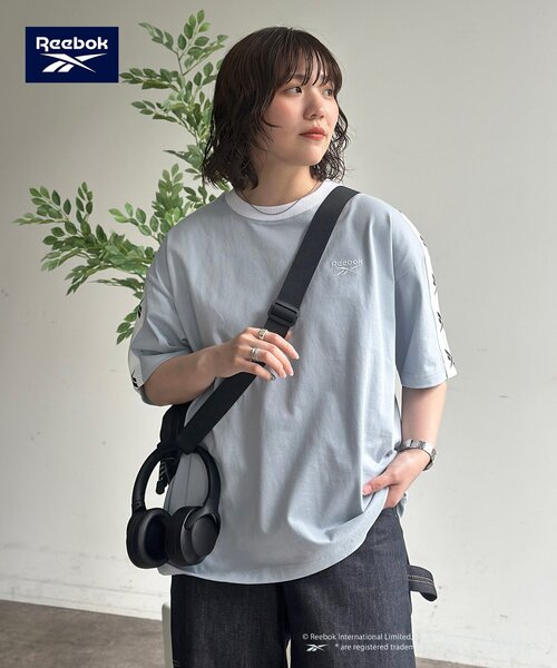 Reebok(リーボック)の「【Reebok】肩ラインT(Tシャツ/カットソー・レディース・サックスブルー/チャコールグレー/ホワイト・MEDIUM/LARGE)」の3枚目の写真