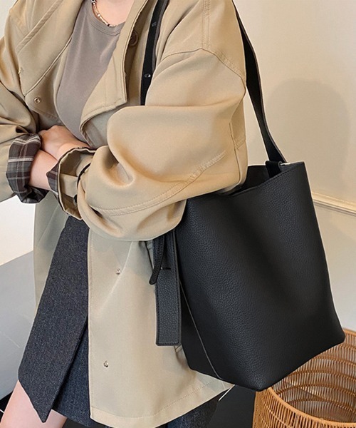 Miniministore(ミニミニストア)の「大容量トートバッグ ミニポーチ付き 上品(トートバッグ・レディース・ダークブラウン/ブラウン/グレイッシュベージュ/ブラック/キャメル・FREE)」の1枚目の写真