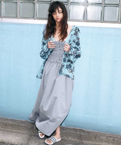 LE CIEL BLEU(ルシェルブルー)の「シャードボディスキャミドレス / Shirred Bodice Cami Dress(ワンピース・レディース・チャコールグレー/ブラック・36/38)」の1枚目の写真