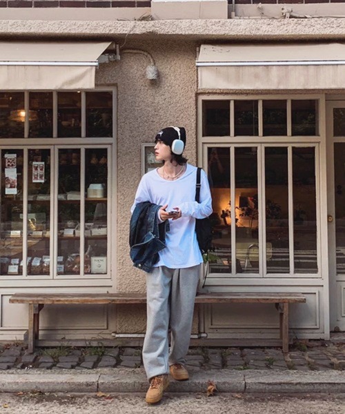NOWLE(ノウル)の「【NOWLE】ルーズシルエット クルーネック ロングスリーブTシャツ / 無地 ロンT(Tシャツ/カットソー・メンズ・ブラック/ホワイト・LARGE/X-LARGE/MEDIUM/SMALL)」の13枚目の写真