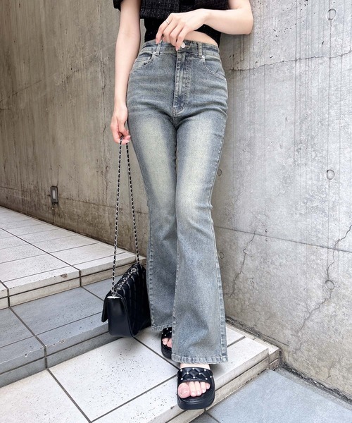 INGNI(イング)の「グリッターラメフレアデニムパンツ(デニムパンツ・レディース・ブルー系その他3/グレー/ブルー系その他・S/M)」の7枚目の写真
