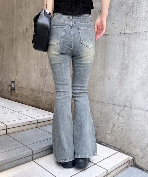 INGNI(イング)の「グリッターラメフレアデニムパンツ(デニムパンツ・レディース・ブルー系その他3/グレー/ブルー系その他・S/M)」の10枚目の写真