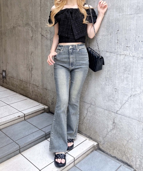 INGNI(イング)の「グリッターラメフレアデニムパンツ(デニムパンツ・レディース・ブルー系その他3/グレー/ブルー系その他・S/M)」の12枚目の写真