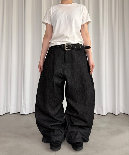 kutir（クティール）の「BAGGY SILHOUETTE RIGID DENIM PANTS/バギーシルエットリジットデニムパンツ（デニムパンツ・メンズ・ブラック/インディゴブルー・LARGE/MEDIUM/SMALL）」の7枚目の写真