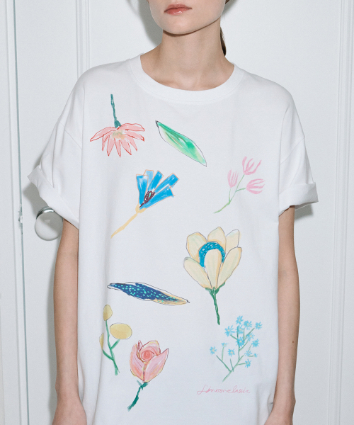 SINOON(シヌーン)の「Floral Garden T-Shirt (White)(Tシャツ/カットソー・レディース・ホワイト・FREE)」の3枚目の写真