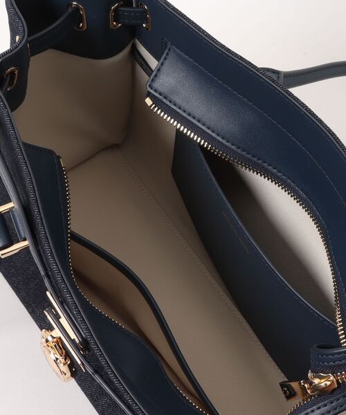 MICHAEL KORS(マイケルコース)の「HAMILTON MODERNE EW ショルダートートバッグ スモール(ショルダーバッグ・レディース・ブルー系・FREE)」の7枚目の写真