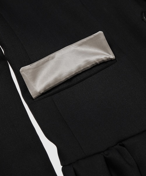 GURTWEIN( ガーウィン)の「Ruffle-skirt hemmed single breasted long jacket(その他アウター・レディース・ブラック・36)」の9枚目の写真