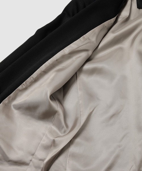 GURTWEIN( ガーウィン)の「Ruffle-skirt hemmed single breasted long jacket(その他アウター・レディース・ブラック・36)」の8枚目の写真