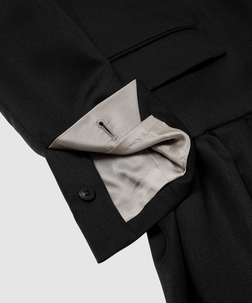 GURTWEIN( ガーウィン)の「Ruffle-skirt hemmed single breasted long jacket(その他アウター・レディース・ブラック・36)」の7枚目の写真