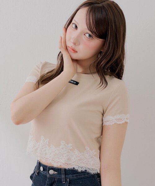 Chico（チコ）の「裾レースチビT（Tシャツ/カットソー・レディース・ベージュ/ホワイト/ブラック・FREE）」の6枚目の写真