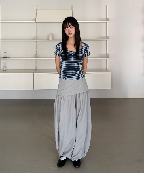 4INT.(フォイント)の「【レイヤード風】ナイロン スカート バルーン ワイド パンツ(その他パンツ・レディース・ブラック/グレー・M/S)」の14枚目の写真