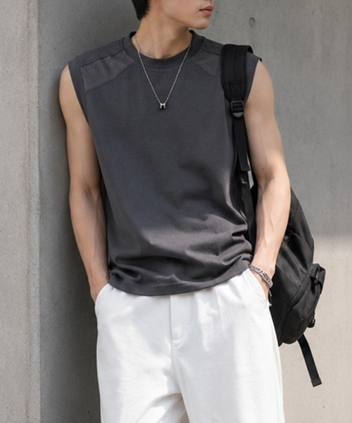CLOTHY(クロシィ)の「【インナー使いやトレーニングにも◎】メンズ 速乾 肩メッシュ ノースリーブ Tシャツ(タンクトップ・メンズ・ブラック/グレー/オフホワイト・LARGE/MEDIUM)」の17枚目の写真
