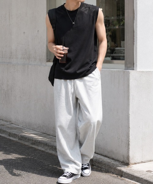 CLOTHY(クロシィ)の「【インナー使いやトレーニングにも◎】メンズ 速乾 肩メッシュ ノースリーブ Tシャツ(タンクトップ・メンズ・ブラック/グレー/オフホワイト・LARGE/MEDIUM)」の12枚目の写真