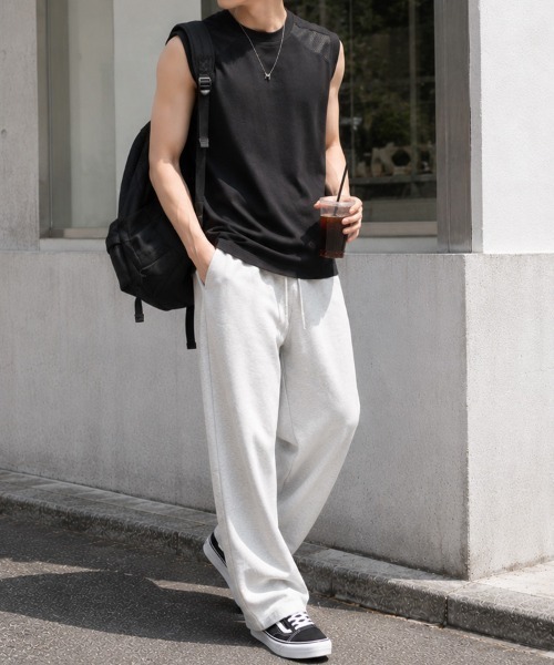 CLOTHY(クロシィ)の「【インナー使いやトレーニングにも◎】メンズ 速乾 肩メッシュ ノースリーブ Tシャツ(タンクトップ・メンズ・ブラック/グレー/オフホワイト・LARGE/MEDIUM)」の13枚目の写真