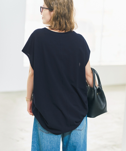 Spick & Span（スピックアンドスパン）の「アムンゼンクロスバックタックフレンチブラウス（シャツ/ブラウス・レディース・ホワイト/ネイビー/カーキ・FREE）」の12枚目の写真