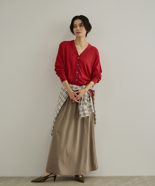 SALON adam et rope'(サロン アダム エ ロペ)の「ハイゲージVネックカーディガン(カーディガン/ボレロ・レディース・ブラック/ブラウン/レッド・FREE)」の18枚目の写真