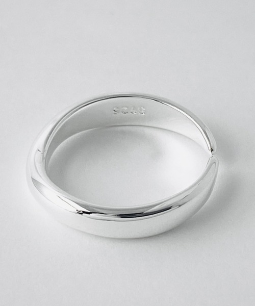 NOEL(ノエル)の「Slight Wave Ring #064 フリーサイズリング(リング・レディース・シルバー・FREE)」の3枚目の写真