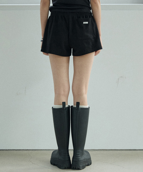 RENSE（レンセ）の「Wide Sweat Shorts Black（スウェットパンツ・レディース・その他・OS）」の2枚目の写真