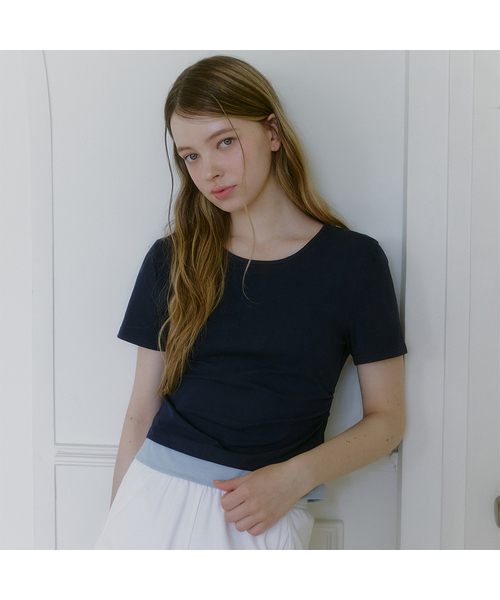 MICANE(ミケーネ)の「エリンレイヤードショートスリーブTシャツ(Tシャツ/カットソー・レディース・ホワイト/ネイビー・1/2/4/3)」の1枚目の写真
