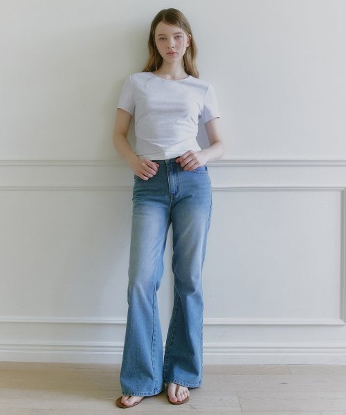 MICANE(ミケーネ)の「エリンレイヤードショートスリーブTシャツ(Tシャツ/カットソー・レディース・ホワイト/ネイビー・1/2/4/3)」の9枚目の写真