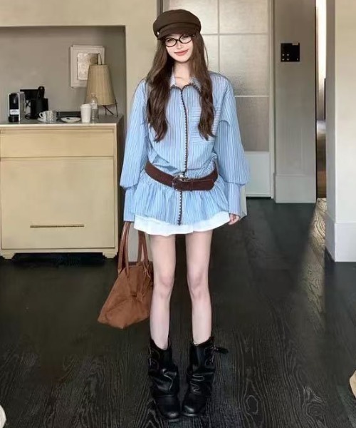AVYL(アヴィル)の「ストライプフリルチュニックシャツ(シャツ/ブラウス・レディース・ブルー・M)」の9枚目の写真