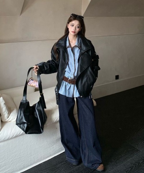 AVYL(アヴィル)の「ストライプフリルチュニックシャツ(シャツ/ブラウス・レディース・ブルー・M)」の5枚目の写真