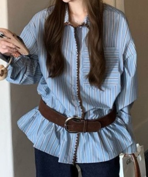 AVYL(アヴィル)の「ストライプフリルチュニックシャツ(シャツ/ブラウス・レディース・ブルー・M)」の17枚目の写真