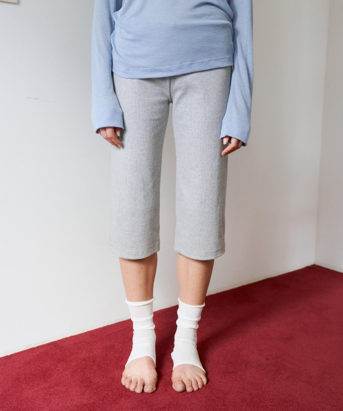 38COMEONCOMMON(38カモンコモン)の「Rib Knit Capri Pants (Melange Grey)(その他パンツ・レディース・その他・FREE)」の2枚目の写真