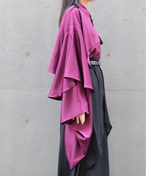 REZEN（リゼン）の「襟金具フリル和袖シャツ（シャツ/ブラウス・メンズ・ローズ/ブラック/ライトグレー・LARGE/MEDIUM）」の5枚目の写真