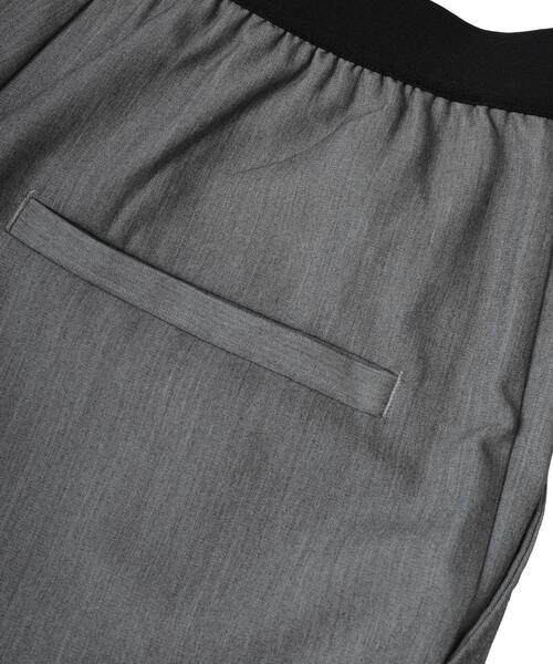 CONVERSE TOKYO(コンバーストウキョウ)の「WAIST LOGO WIDE SLACKS PANTS(スラックス・レディース・ブラック/ベージュ/グレー・FREE)」の8枚目の写真