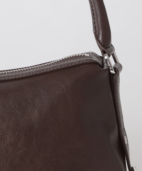 U by SPICK&SPAN（ユーバイスピックアンドスパン）の「STAND OIL/スタンドオイル Mushy Bag Mini（ハンドバッグ・レディース・ブラウン・FREE）」の8枚目の写真