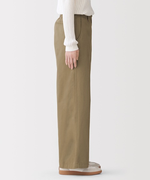 無印良品(ムジルシリョウヒン)の「婦人 ムラ糸 チノ ワイドパンツ(チノパンツ・レディース・ダークグレー/スモーキーグリーン系/ダークベージュ/アイボリー・S/M/XL/L/XXL)」の14枚目の写真