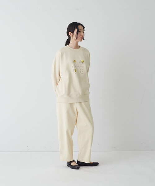 conges payes ADIEU TRISTESSE(コンジェ ペイエ アデュートリステス)の「《ナガノチサトさんコラボ》裏毛プルオーバー(スウェット・レディース・グレー系その他/ベージュ系その他/ベージュ・FREE)」の6枚目の写真