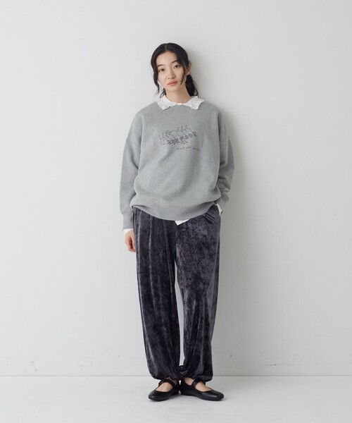 conges payes ADIEU TRISTESSE(コンジェ ペイエ アデュートリステス)の「《ナガノチサトさんコラボ》裏毛プルオーバー(スウェット・レディース・グレー系その他/ベージュ系その他/ベージュ・FREE)」の13枚目の写真