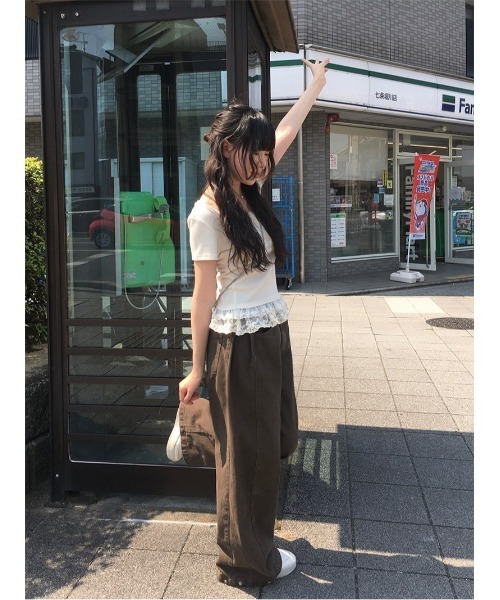 anyonemore(エニワンモア)の「裾スナップボタンサイドタックワイドパンツ(その他パンツ・レディース・ブラック/ブラウン・SMALL/MEDIUM)」の20枚目の写真
