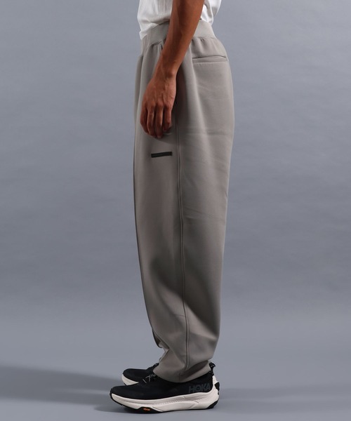NUMERALS（ヌメラルズ）の「[NUMERALS]NO WORRIES CENTER CREASE JERSY PANTS（その他パンツ・メンズ・ブラック/グレー・LARGE/MEDIUM）」の14枚目の写真