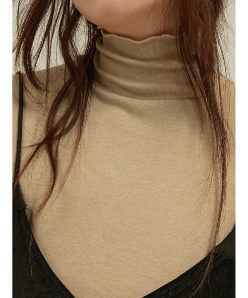 LA PEAU DE GEM(ラポドゥジェム)の「タートルネック ハンドホールタートルカット / 【 LA PEAU DE GEM 】 handhole turtle cut(Tシャツ/カットソー・レディース・チャコールグレー/ブラック/ベージュ・FREE)」の9枚目の写真