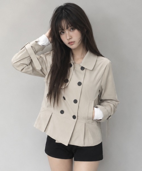 Aelina(エリナ)の「レギュラーカラーダブルブレストウエスト絞りジャケット(トレンチコート・レディース・チャコールグレー/ベージュ/ブラック・FREE)」の16枚目の写真