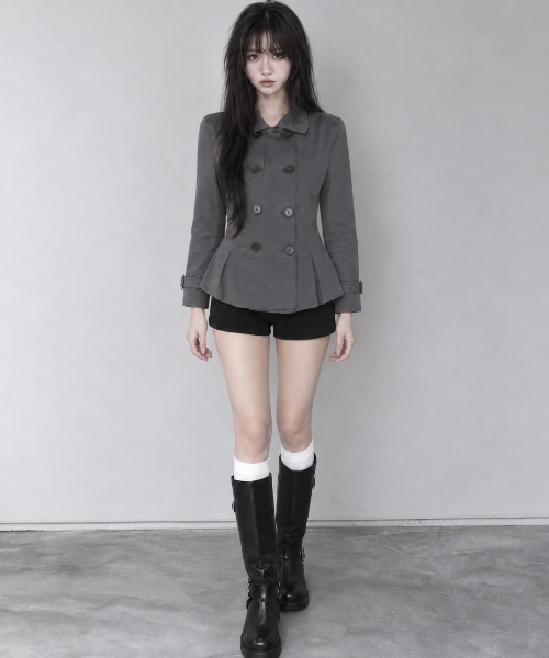 Aelina(エリナ)の「レギュラーカラーダブルブレストウエスト絞りジャケット(トレンチコート・レディース・チャコールグレー/ベージュ/ブラック・FREE)」の10枚目の写真