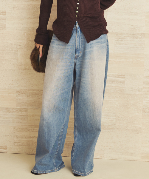 plage(プラージュ)の「Super Wide Denim パンツ(デニムパンツ・レディース・ブルー系その他・34/38/36)」の17枚目の写真