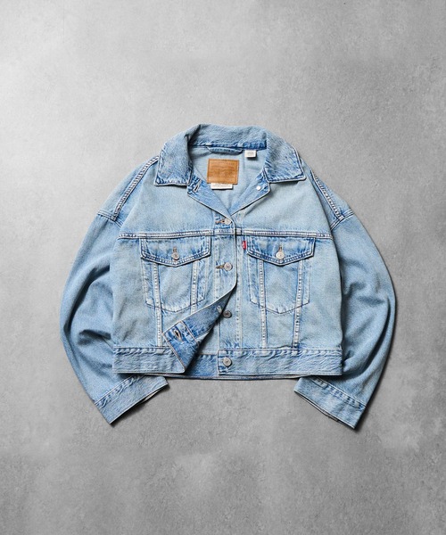 Levi's(リーバイス)の「LEVIS/LOOSE CROP TRUCKER(ブルゾン・レディース・ブルー/ネイビー・S)」の1枚目の写真
