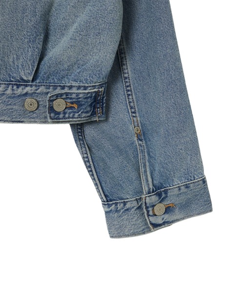 Levi's(リーバイス)の「LEVIS/LOOSE CROP TRUCKER(ブルゾン・レディース・ブルー/ネイビー・S)」の9枚目の写真
