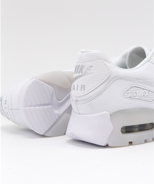 NIKE(ナイキ)の「NI エアマックス90ウルトラエッセンシャル②(スニーカー・レディース・オレンジ/ブラック/ホワイト・24cm/23.5cm/23cm/24.5cm)」の13枚目の写真