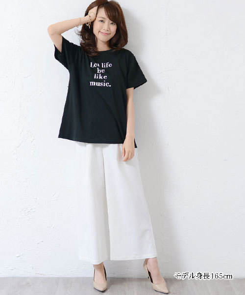 GeeRA（ジーラ）の「ベルト付Ｔシャツ（Tシャツ/カットソー・レディース・オフホワイト/ブラック系その他/ブラック/ホワイト系その他/オレンジ/ピンク・LARGE/MEDIUM）」の16枚目の写真