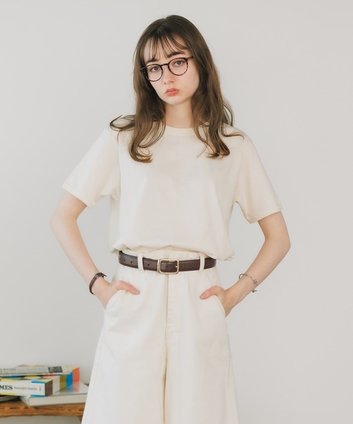 FRUIT OF THE LOOM（フルーツオブザルーム）の「FRUIT OF THE LOOM/フルーツオブザルーム 4.8oz ベーシック 半袖 無地Tシャツ 13色展開（Tシャツ/カットソー・レディース・ホワイト/レッド/ヘザーグレー/ブラック/パープル/イエロー/ピンク/ライトブルー/ネイビー/ロイヤルブルー/グリーン/オレンジ/ナチュラル・M/S/L/XL）」の4枚目の写真