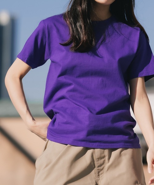 FRUIT OF THE LOOM（フルーツオブザルーム）の「FRUIT OF THE LOOM/フルーツオブザルーム 4.8oz ベーシック 半袖 無地Tシャツ 13色展開（Tシャツ/カットソー・レディース・ホワイト/レッド/ヘザーグレー/ブラック/パープル/イエロー/ピンク/ライトブルー/ネイビー/ロイヤルブルー/グリーン/オレンジ/ナチュラル・M/S/L/XL）」の9枚目の写真