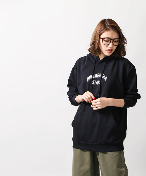 WEGO（ウィゴー）の「WEGO/メタリックロゴプリントパーカー（パーカー・レディース・ブラック/ホワイト・MEDIUM/SMALL）」の10枚目の写真