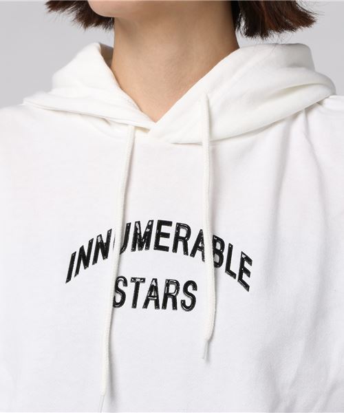 WEGO（ウィゴー）の「WEGO/メタリックロゴプリントパーカー（パーカー・レディース・ブラック/ホワイト・MEDIUM/SMALL）」の5枚目の写真